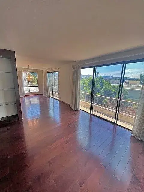 4454 Ventura Canyon Road #304, Sherman Oaks, CA 91423 - #2