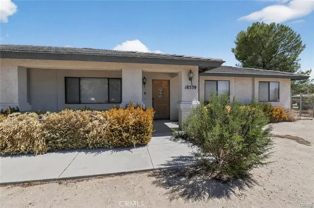 18539 Symeron, Apple Valley, CA 92307 - #1