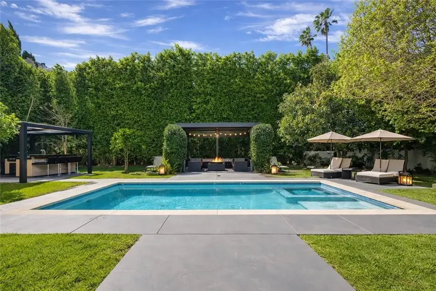 4545 Stern Avenue, Sherman Oaks, CA 91423 - #2