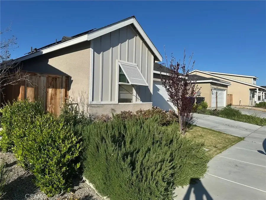 9610 Greenwood Glen, Shafter, CA 93263 - #3