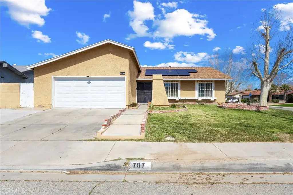 707 E Avenue J4, Lancaster, CA 93535 - #1