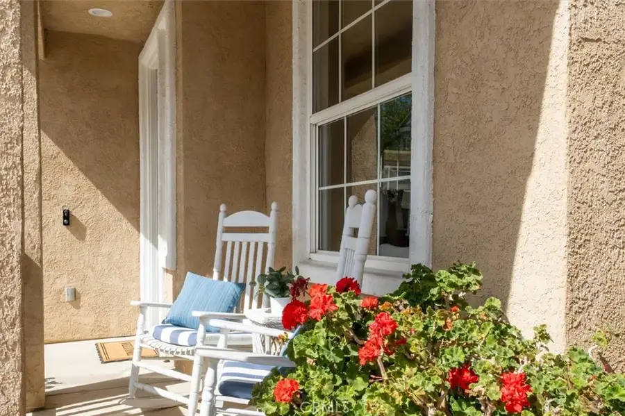 23361 Pike, Valencia, CA 91355 - #3