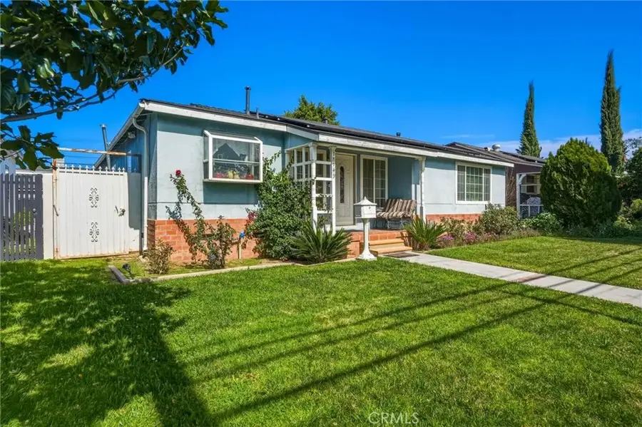 18149 Saticoy, Reseda, CA 91335 - #3