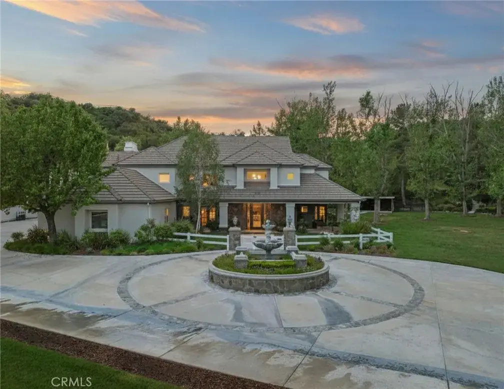 26954 Whitehorse, Canyon Country, CA 91387 - #1