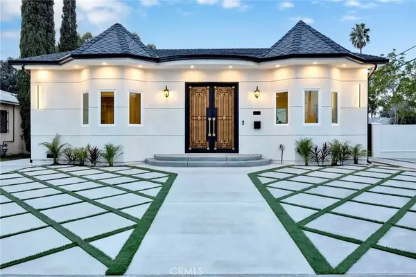 8149 Saint Clair Avenue, North Hollywood, CA 91605