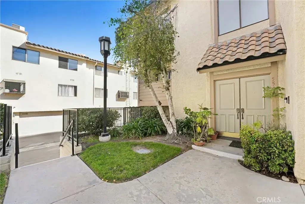 5514 Las Virgenes, Calabasas, CA 91302 - #1