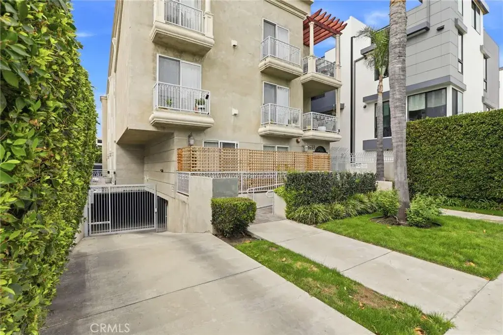 1023 Wilcox Avenue, Los Angeles, CA 90038 - #1