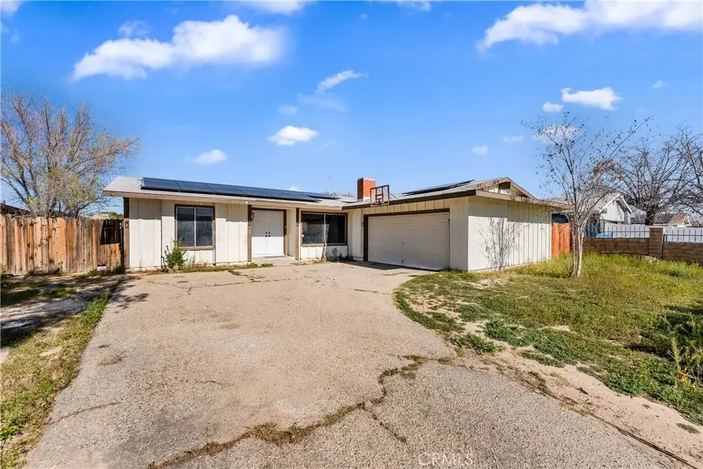 21449 Applewood, California City, CA 93505 - #1