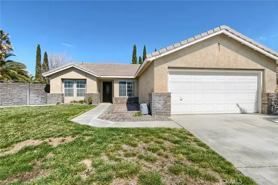 6157 W Avenue J4, Lancaster, CA 93536 - #3