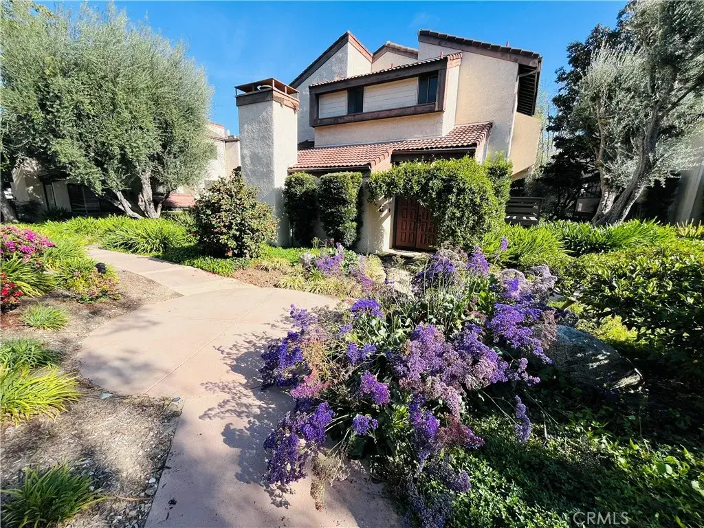 21801 Burbank #83, Woodland Hills, CA 91367 - #1