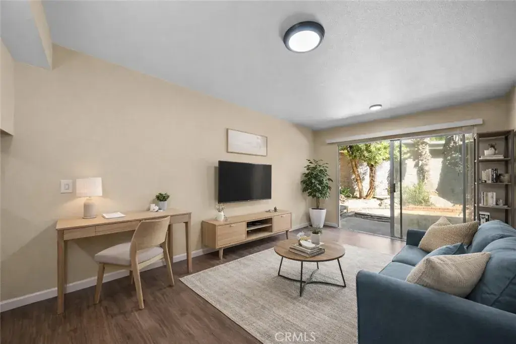 1517 E Garfield #40, Glendale, CA 91205 - #1