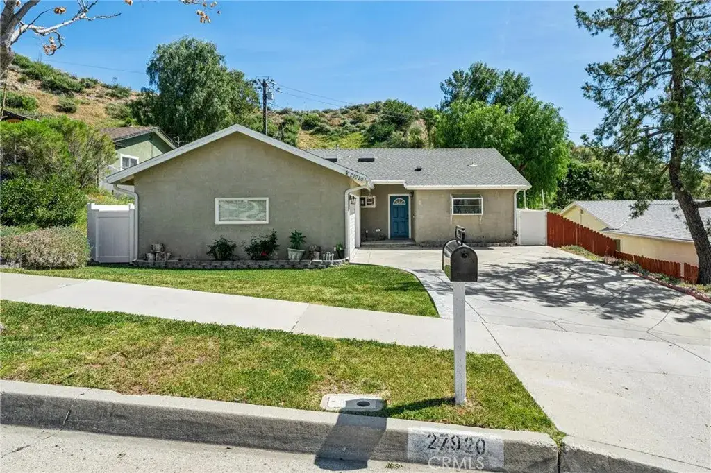 27920 Camp Plenty Road, Canyon Country, CA 91351 - #1