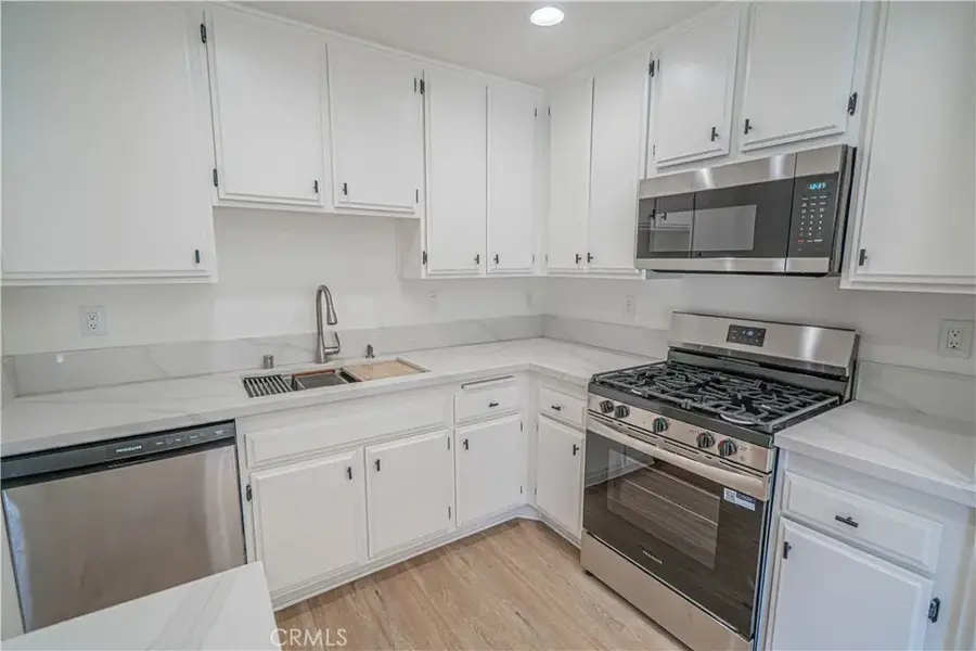 25712 Lupita, Valencia, CA 91355 - #2