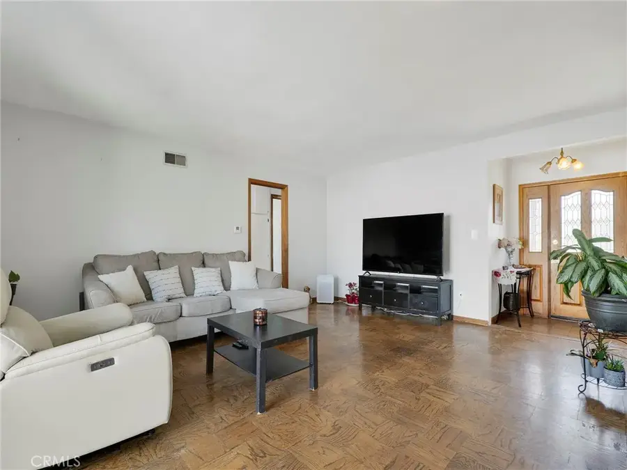 10020 Mason Avenue, Chatsworth, CA 91311 - #3