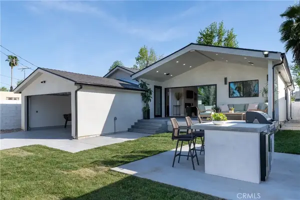 17469 Bullock Street, Encino, CA 91316