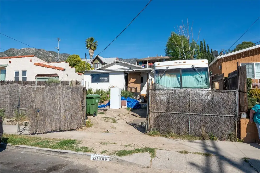 10448 Mountair Avenue, Tujunga, CA 91042 - #1