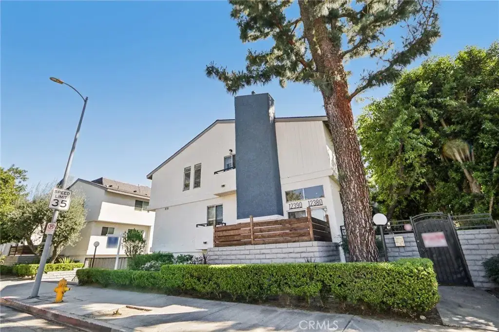12390 Chandler Boulevard #J, Valley Village, CA 91607 - #1