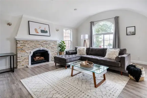 1572 S Ridgeley, Los Angeles, CA 90019