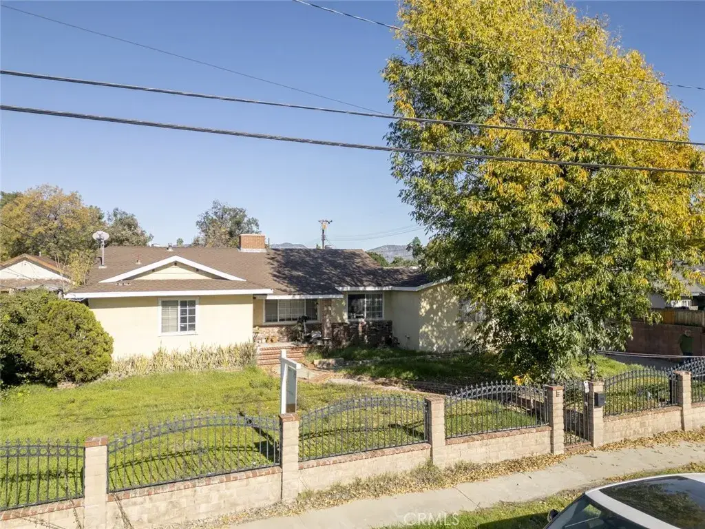 14305 Osborne Street, Panorama City, CA 91402 - #1