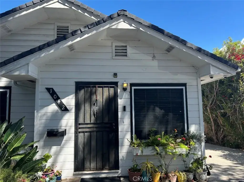1042 W 15th, San Pedro, CA 90731 - #1