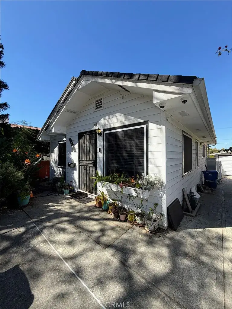 1042 W 15th, San Pedro, CA 90731 - #3