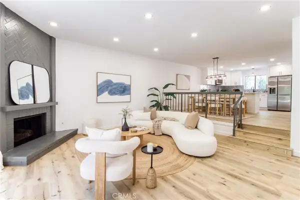 21900 Marylee Street #293, Woodland Hills, CA 91367