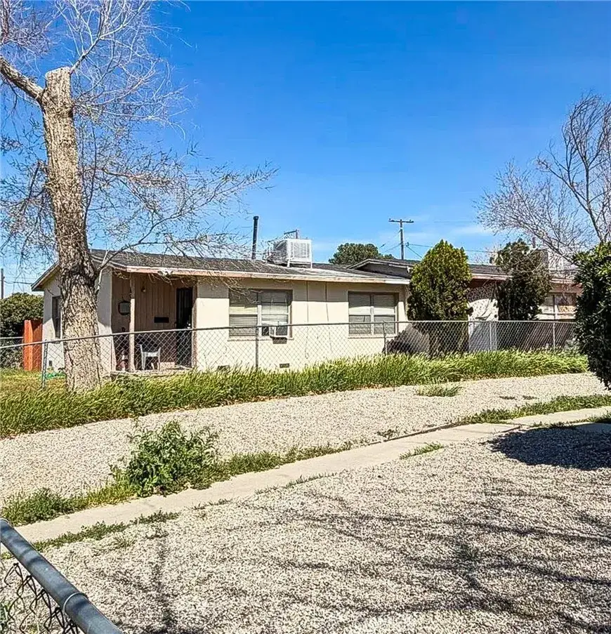 45348 10th West, Lancaster, CA 93534 - #1