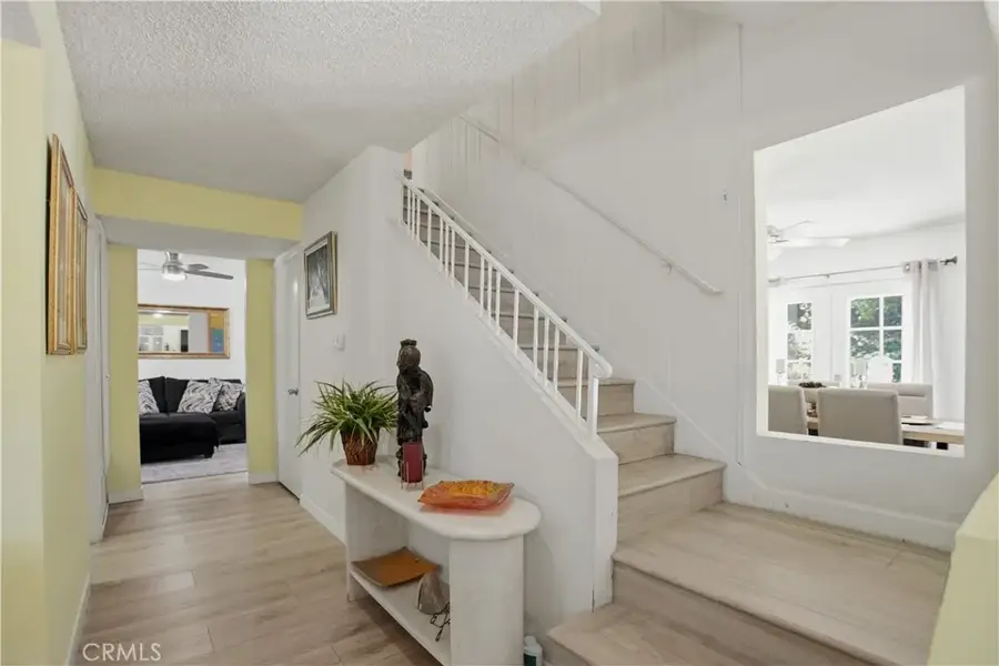 8721 Farralone, West Hills, CA 91304 - #3