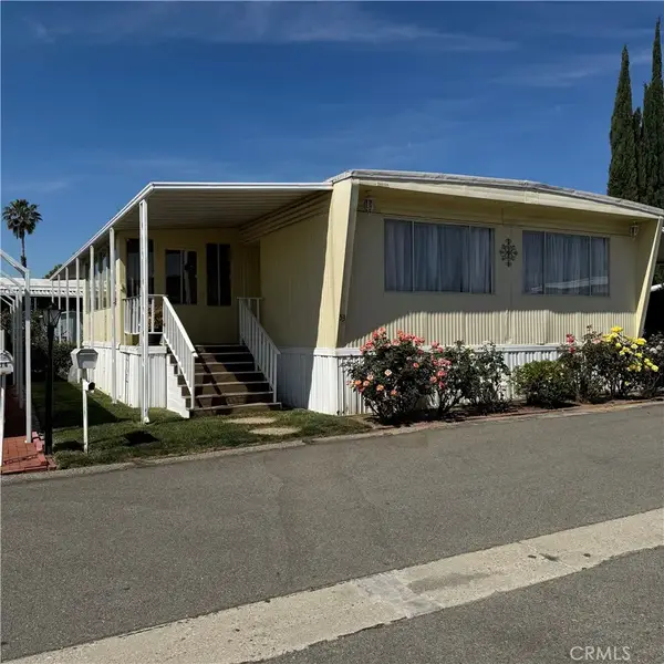 8801 Eton #53, Canoga Park, CA 91304