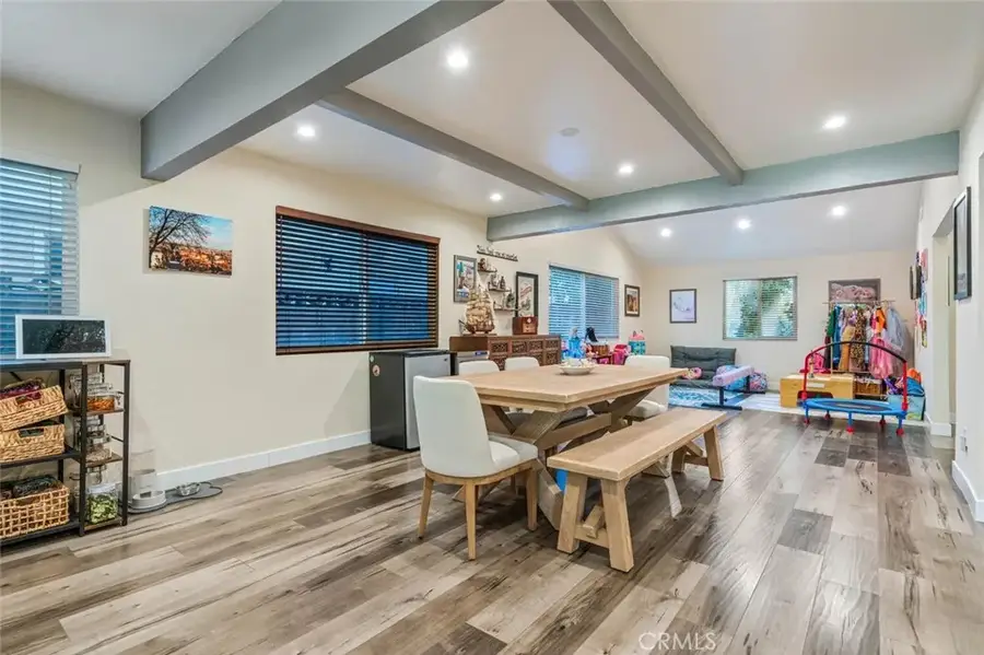 6321 Balcom Avenue, Encino, CA 91316 - #3