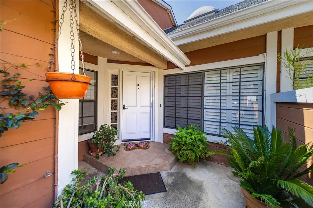 5930 Tampa #204, Tarzana, CA 91356 - #1