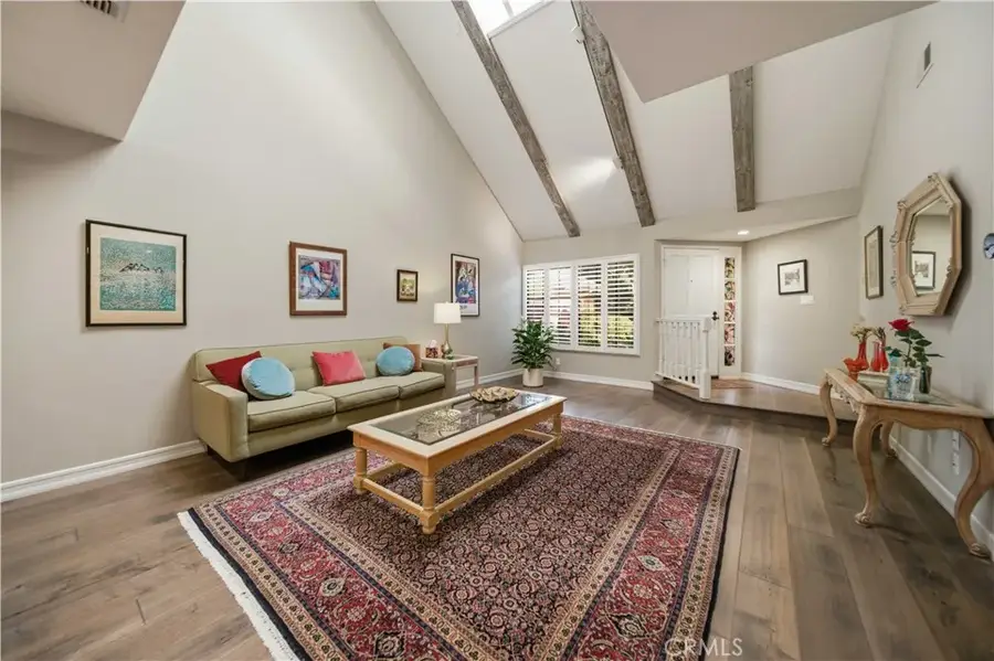 5930 Tampa #204, Tarzana, CA 91356 - #2