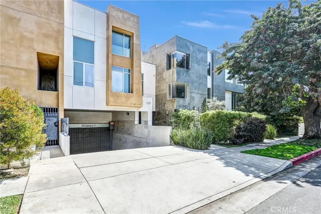 1120 N El Centro #5, Los Angeles, CA 90038 - #1