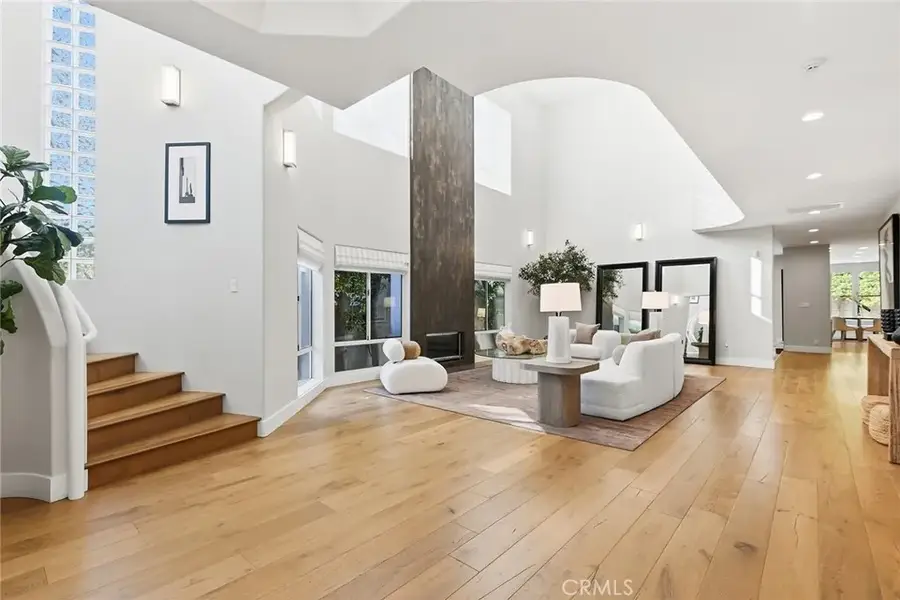 16007 Dickens, Encino, CA 91436 - #2