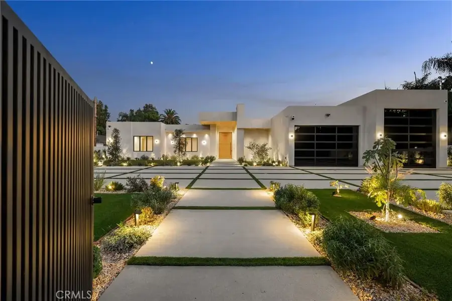 22924 Erwin Street, Woodland Hills, CA 91367 - #3