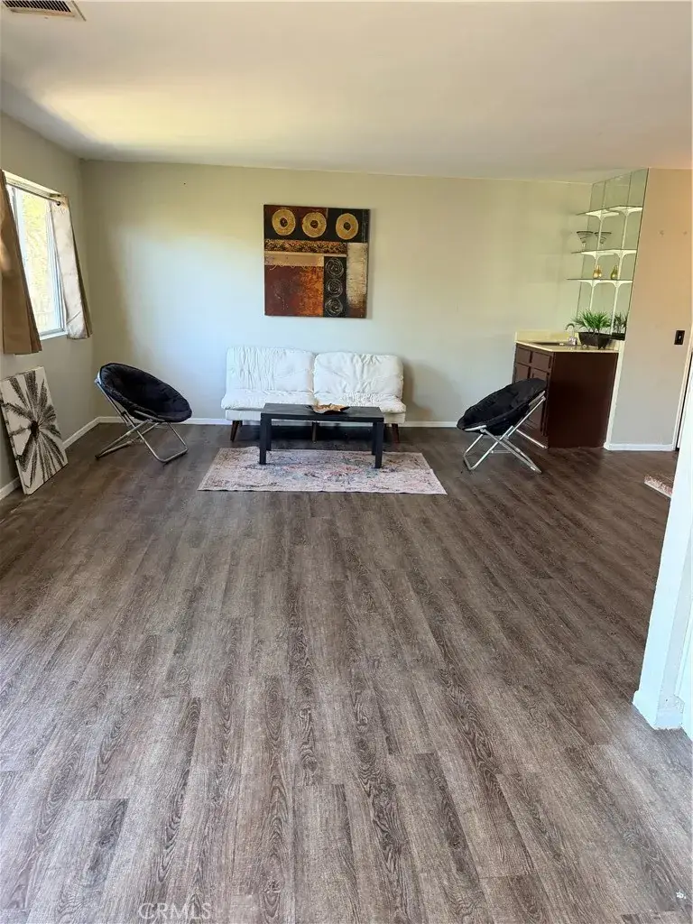 10215 Variel, Chatsworth, CA 91311 - #2