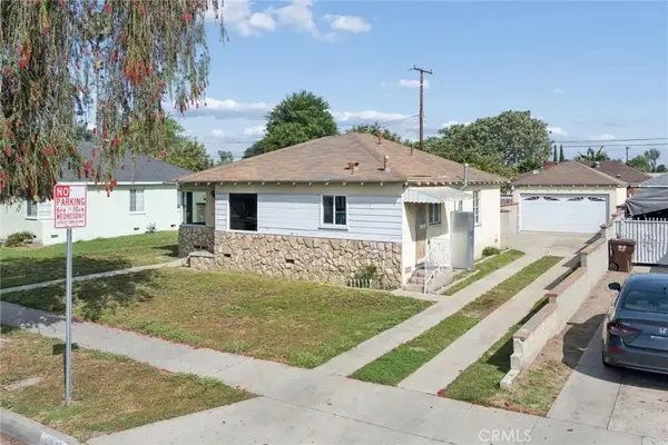 1613 E Ezmirlian, Compton, CA 90221