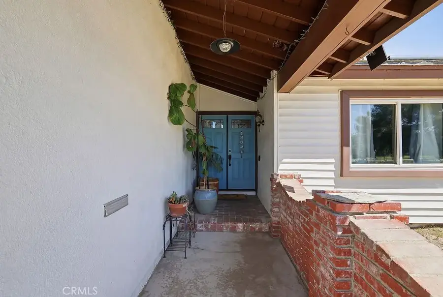 29223 Flowerpark Drive, Canyon Country, CA 91387 - #2