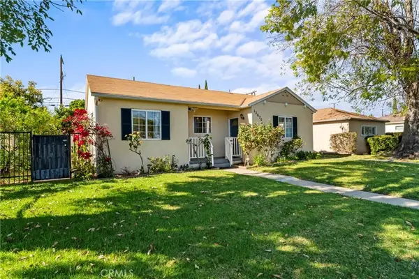 13675 Rayen Street, Arleta, CA 91331