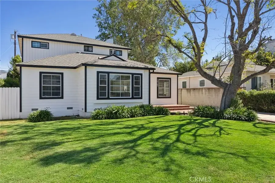 16762 Otsego Street, Encino, CA 91436 - #3