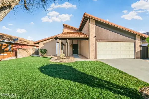 521 W Avenue J14, Lancaster, CA 93534