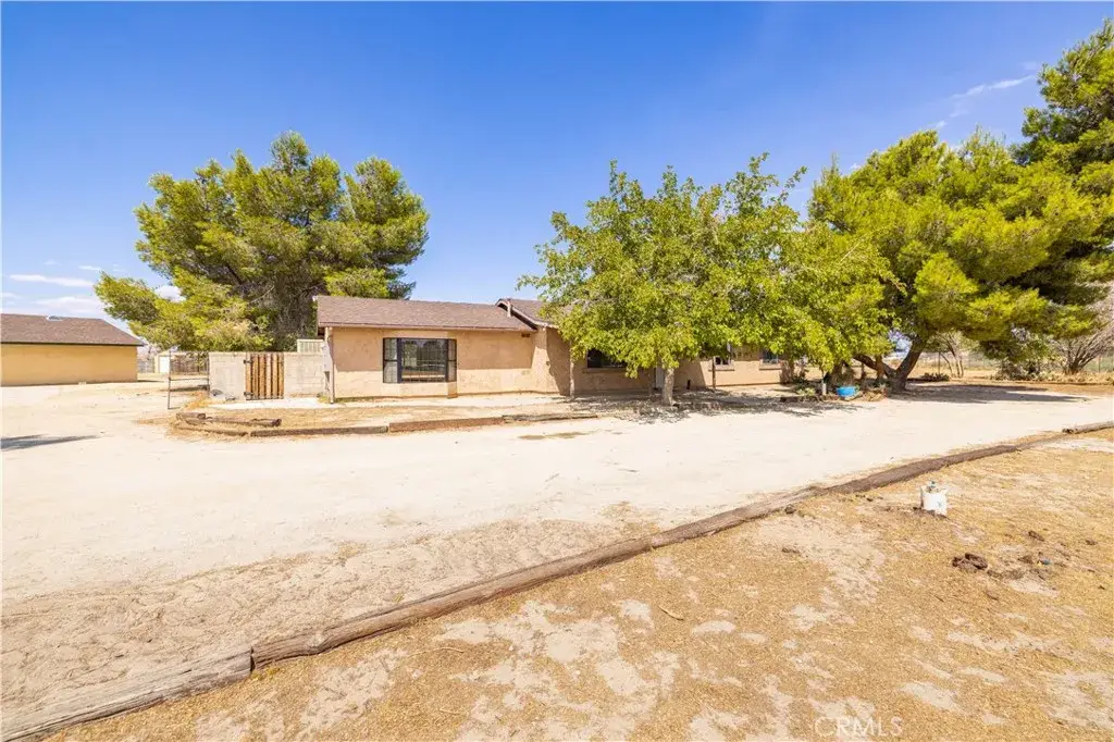 38617 95th Street East, Palmdale, CA 93591 - #1