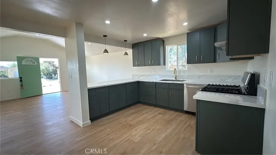 716 W Church Avenue, Ridgecrest, CA 93555 - #3