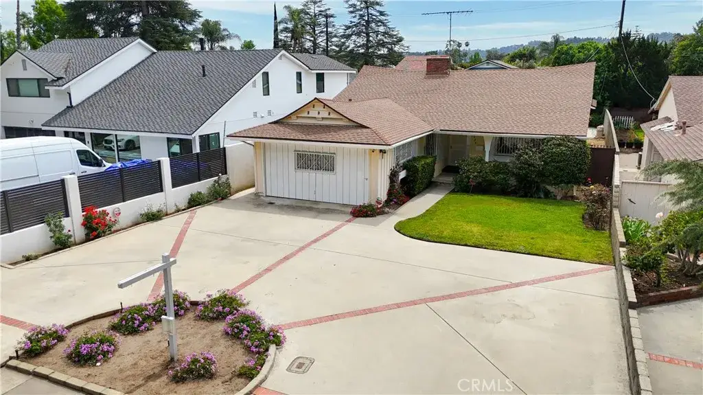 13424 Chandler, Sherman Oaks, CA 91401 - #1
