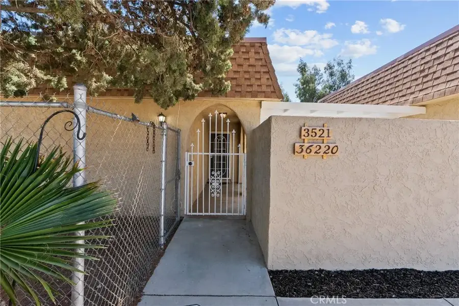 3521 E Avenue T4, Palmdale, CA 93550 - #3