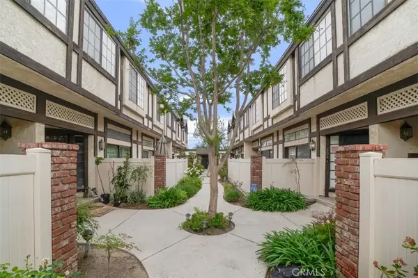 20737 Roscoe Boulevard #701, Winnetka, CA 91306