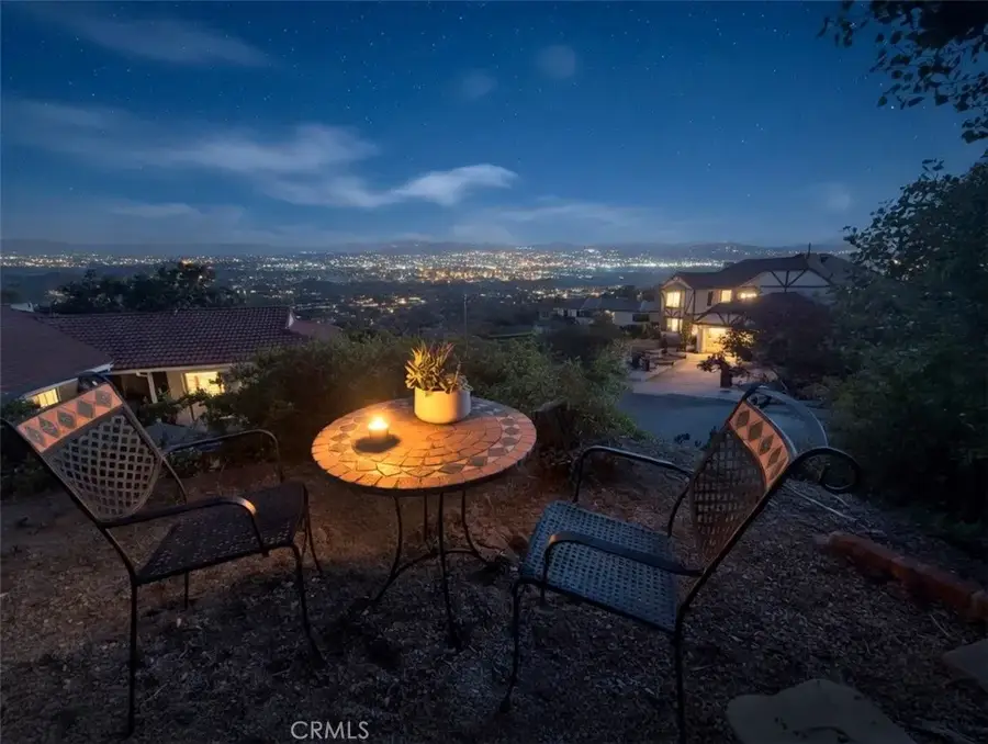 924 Irving Drive, Burbank, CA 91504 - #2