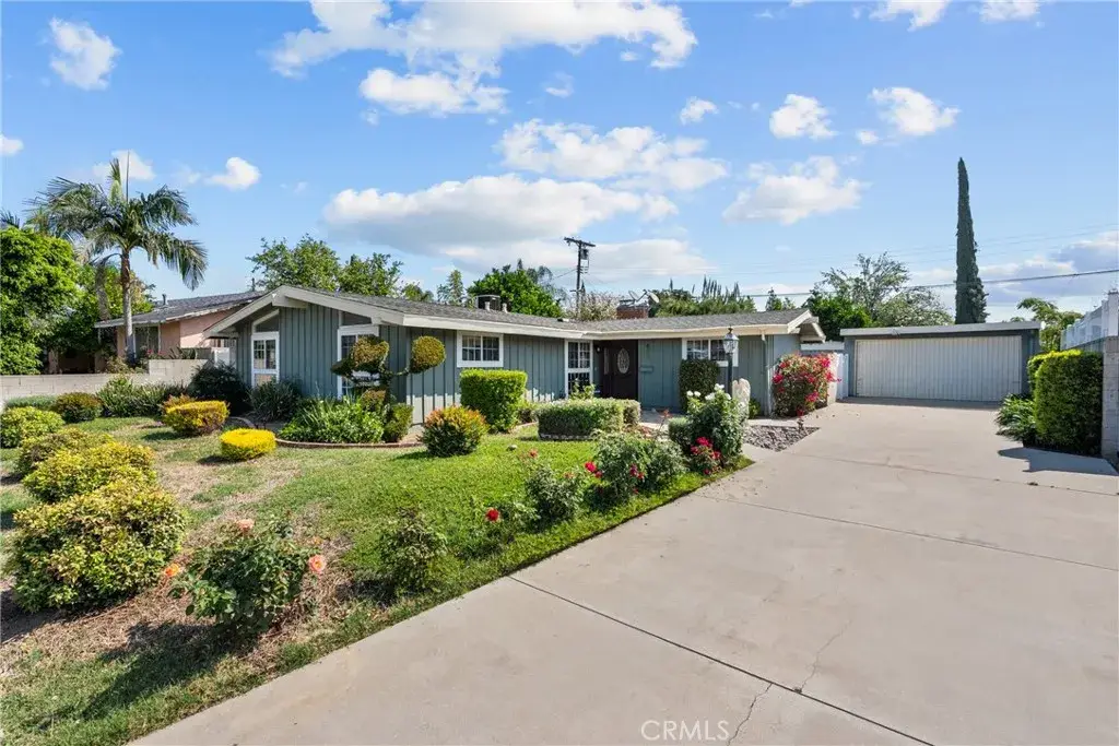 10824 Danube, Granada Hills, CA 91344 - #1