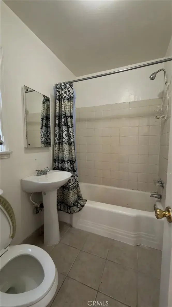 1352 W 60th, Los Angeles, CA 90044 - #2