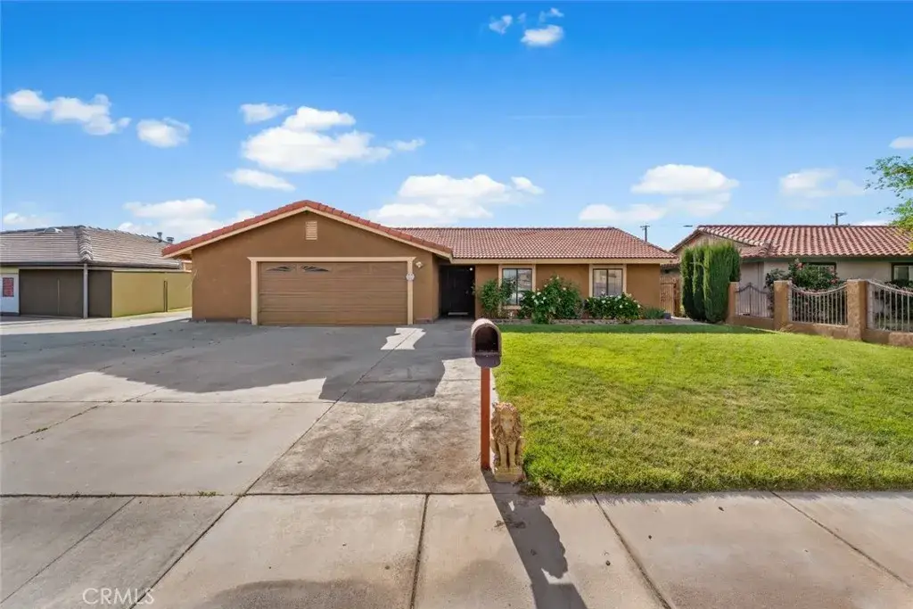 2601 Dixie Street, Rosamond, CA 93560 - #1